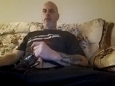 Snapshot of Ryeguy6969 chatting on March 3, 12:01 am Ryeguy6969 online show from March 3, 12:01 am