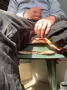 simoninside25 online show from March 18, 1:25 pm