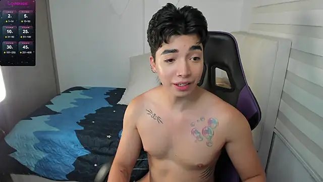 santy7v7 online show from September 19, 2:06 pm