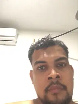 ElsecretodeBruno online show from February 14, 11:33 pm