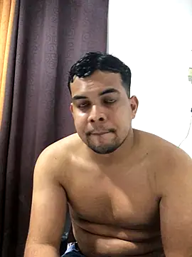 ElsecretodeBruno online show from October 28, 12:57 am