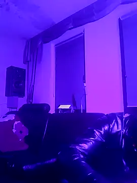 Crystalbitchx online show from January 4, 1:21 am