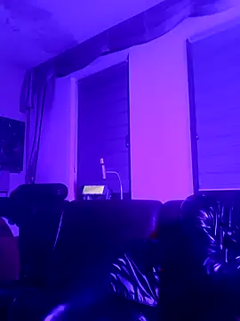 Crystalbitchx online show from December 6, 12:34 am