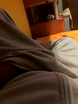 alex21017 online show from November 1, 12:58 am