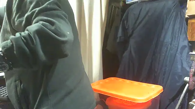 nonnomaturobisex online show from December 2, 3:26 pm