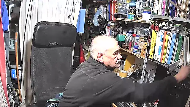 nonnomaturobisex online show from January 7, 7:43 am