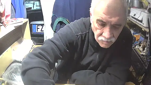 nonnomaturobisex online show from February 5, 7:39 am