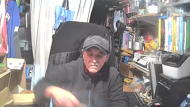 nonnomaturobisex online show from February 7, 6:13 pm