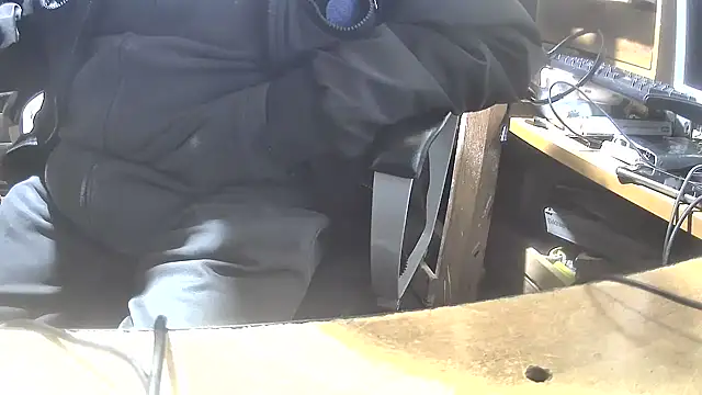 nonnomaturobisex online show from March 4, 7:41 am