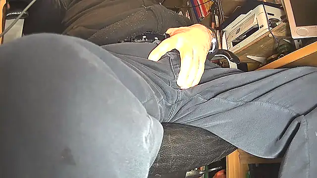 nonnomaturobisex online show from January 25, 10:19 am