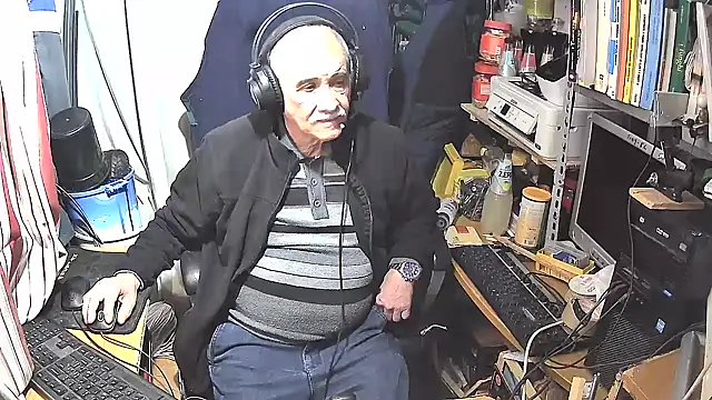 nonnomaturobisex online show from January 11, 11:56 am