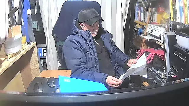 nonnomaturobisex online show from February 12, 6:09 pm