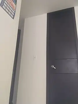 Leoncitohotsr online show from April 16, 8:09 pm