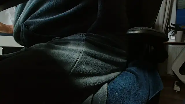 suedel65 online show from September 10, 4:33 am