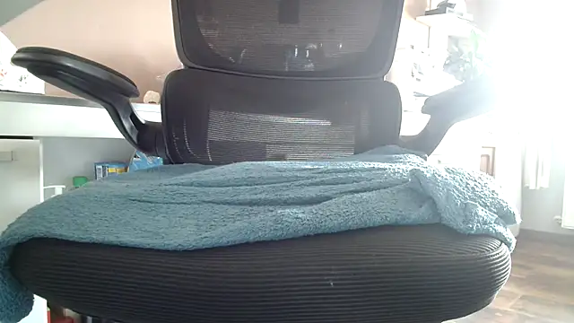 suedel65 online show from September 20, 9:31 am