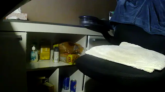 suedel65 online show from April 19, 2:44 am