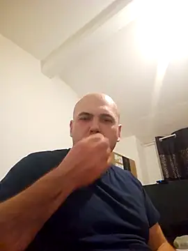 mario890605 online show from March 12, 1:25 am