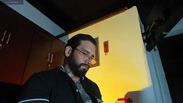 CamiloGray  online show from February 2, 1:52 pm