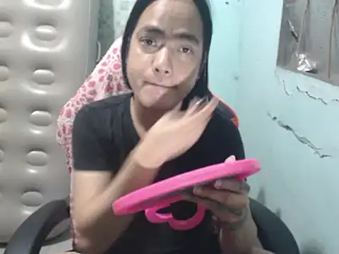 itsmacky4u online show from November 12, 4:13 pm