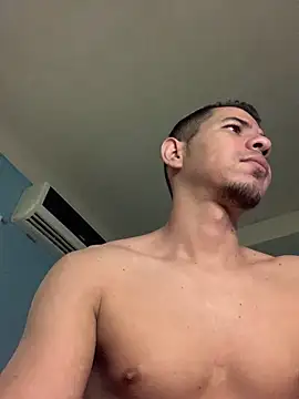 Snapshot of steven_clain chatting on February 26, 10:26 am steven clain online show from February 26, 10:26 am