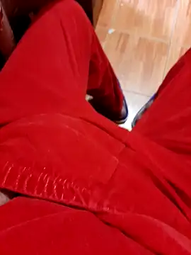 feet toes online show from October 14, 5:25 am