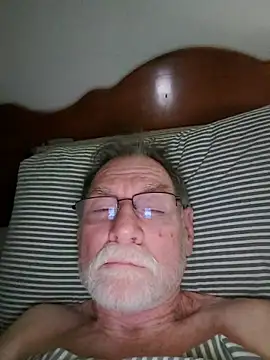 CDforU online show from February 24, 6:25 am