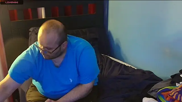 lefty15242 online show from September 29, 4:44 am