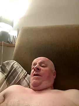 locallad88 online show from November 4, 11:28 pm