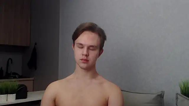 MartinMendez online show from December 20, 12:45 pm