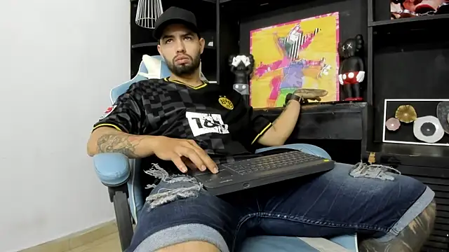 matteosantos online show from December 14, 11:18 am