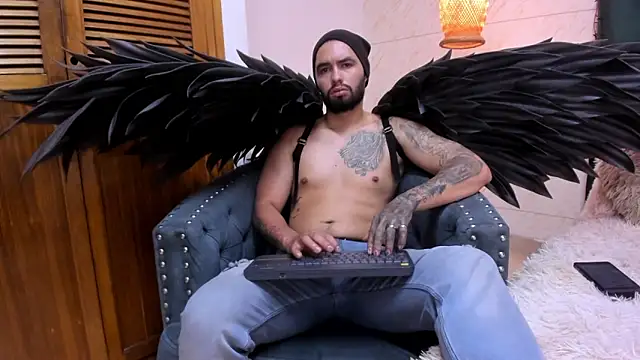 matteosantos online show from February 12, 11:51 am