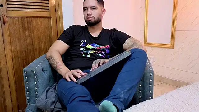 matteosantos online show from October 18, 12:21 pm