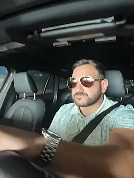 JonJ0 online show from January 9, 2:11 pm