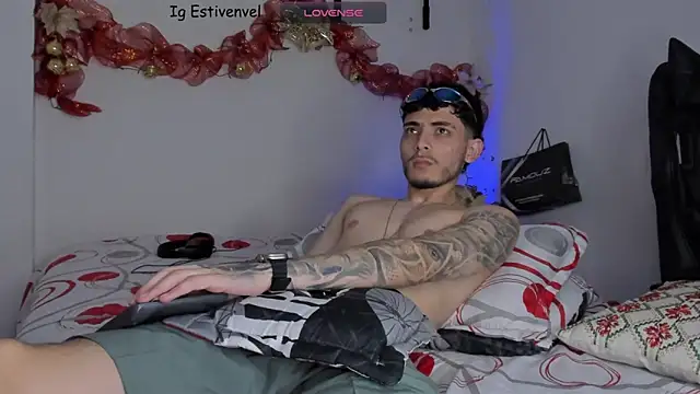 steve latin online show from November 26, 6:55 pm