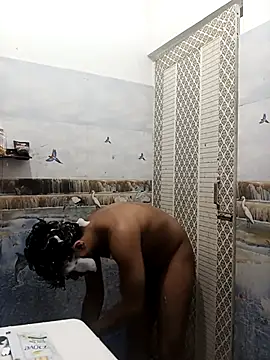 HorriblePastry online show from March 10, 5:30 pm