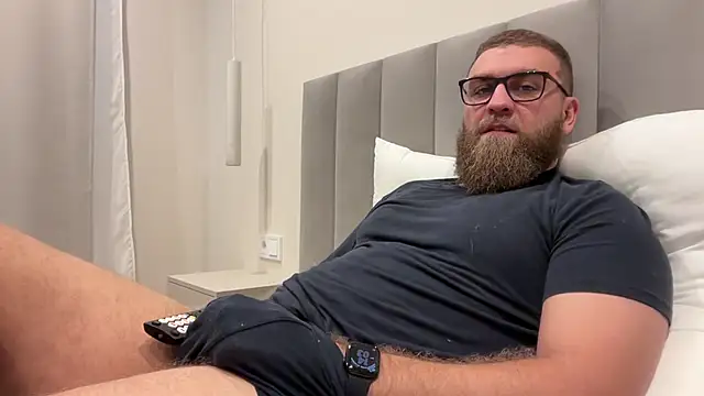 Bear bear  online show from November 10, 11:04 am