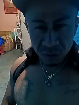 Snapshot of ivandignity chatting on October 10, 11:41 pm ivandignity online show from October 10, 11:41 pm