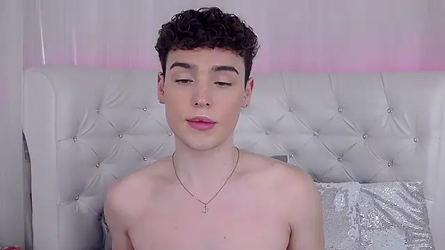 RobbyCharming online show from September 29, 4:00 am