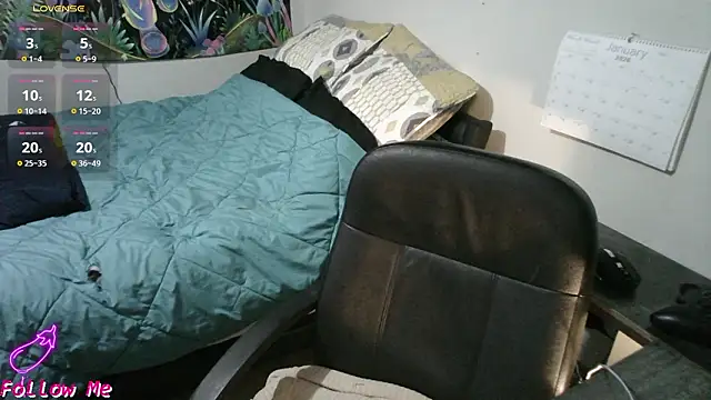 XxBobbyDigitalxX online show from March 16, 8:24 pm