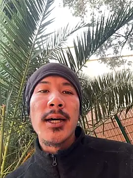 juniiorre online show from November 9, 1:37 pm