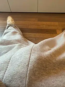 rikyvv online show from April 7, 10:04 am