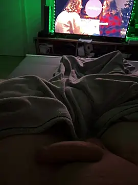 David19932908 online show from December 9, 8:08 pm