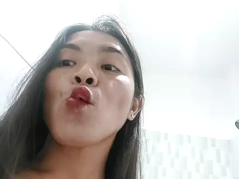 yournewgirldiana online show from October 21, 11:51 pm