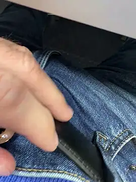 KielerMen online show from November 20, 2:33 am