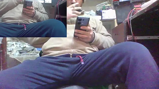 Snapshot of masculine_bear_daddy chatting on January 28, 6:28 pm masculine bear daddy online show from January 28, 6:28 pm