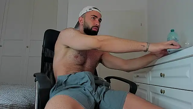 MichaelMasterss online show from February 16, 10:35 am