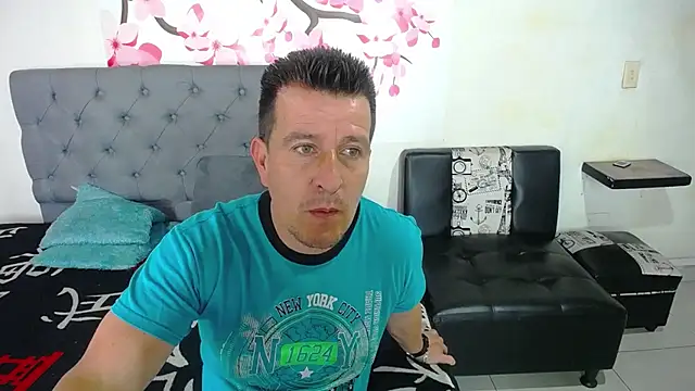 Snapshot of amaya_627 chatting on January 5, 3:02 pm amaya 627 online show from January 5, 3:02 pm