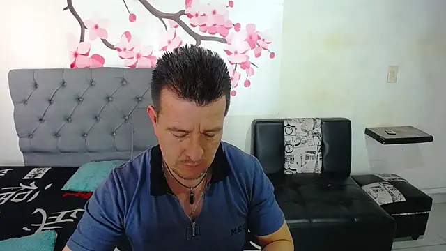 Snapshot of amaya_627 chatting on December 14, 3:04 pm amaya 627 online show from December 14, 3:04 pm
