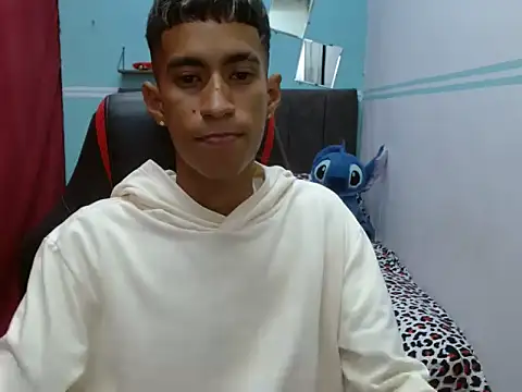 Angelstripboy online show from April 15, 3:45 pm