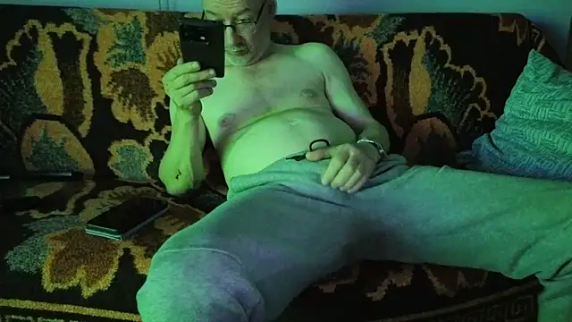 cumloverboyxx69 online show from March 20, 8:12 pm